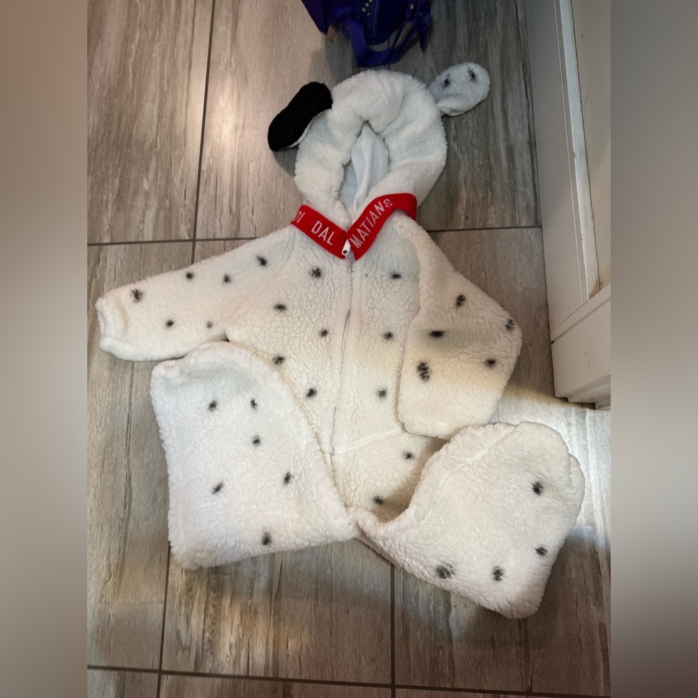 Vintage Rare Disney store 2- 4 kids 101 Dalmatians costume